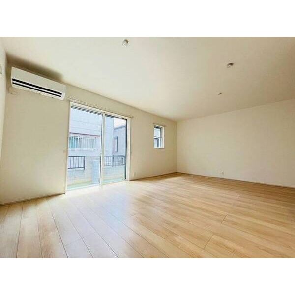 Sumai-to川越市かすみ野01 リビング