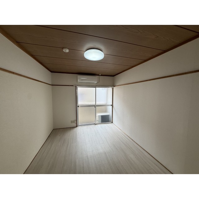 202号室