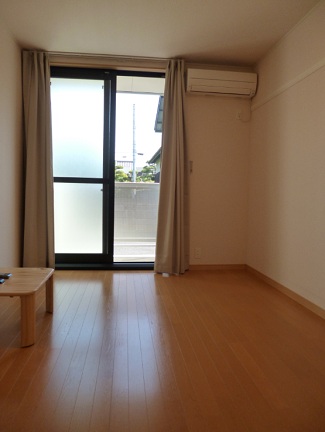 レオパレスラトナ212号室 駐輪場