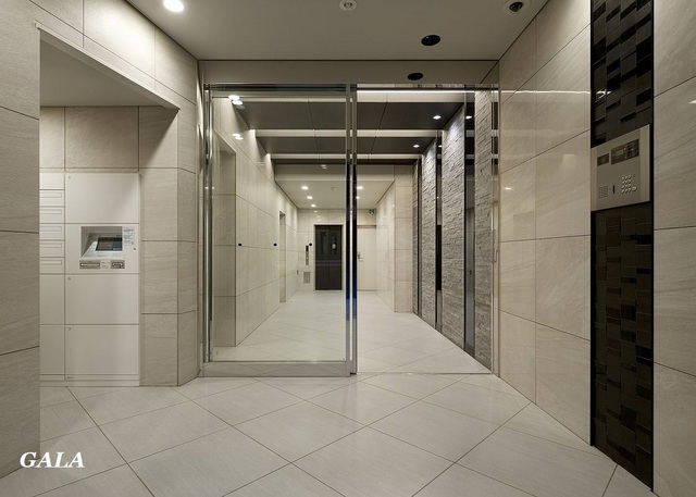 ガーラ・アヴェニュー明大前 ガーラ・アヴェニュー明大前