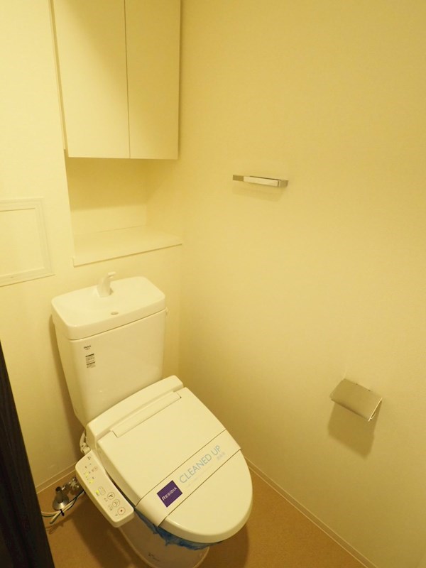 レジディア笹塚Ⅲ3階 トイレ