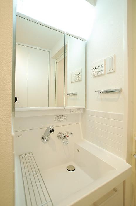 グランドコンシェルジュ蒲田8階 洗面台