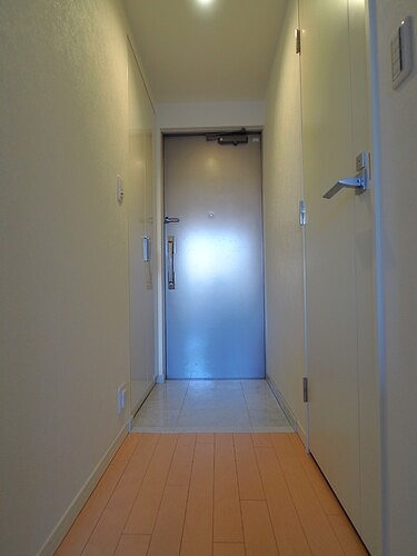 ローレルコート市ヶ谷 玄関