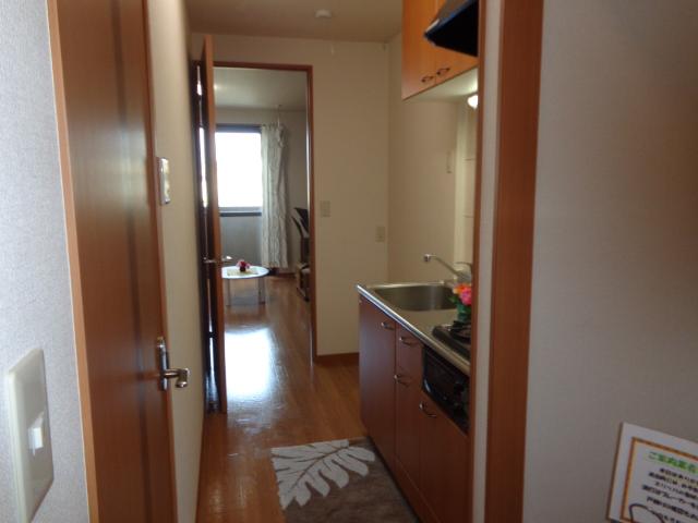 ウィングステラ湘南 廊下