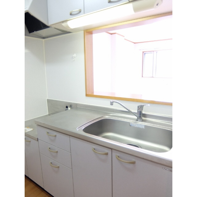 アンプルール 彩華106号室 キッチン