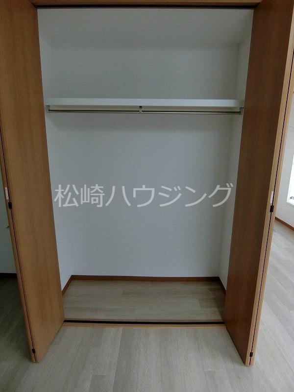 山下ビル2階 収納