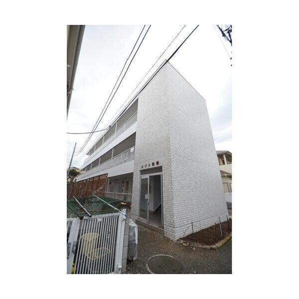 メゾン稲城105号室 エントランス