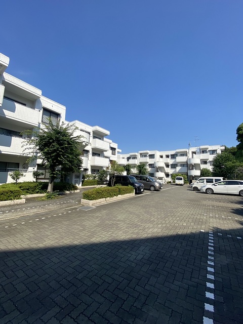 コートハウス藤ヶ丘0106号室 駐車場完備です