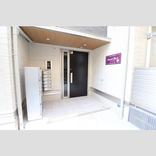 ハカランダ日吉 エントランス