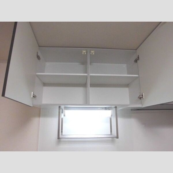 セジュールM キッチン上　収納棚