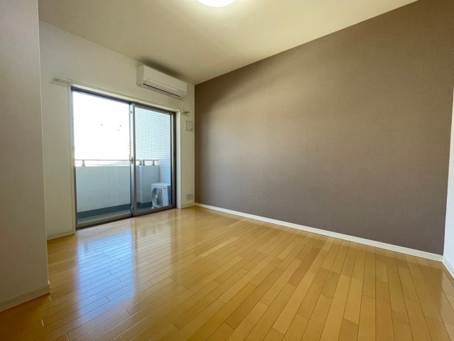 サーラ・コモド八幡山ヴェローナ309号室 リビング