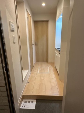 コンフォートレジデンス西新井103号室 玄関