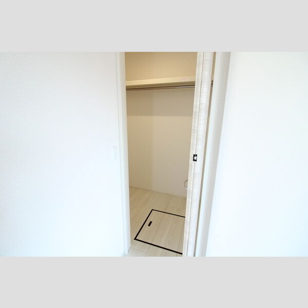 D Paina 保土ケ谷102号室 クローゼット