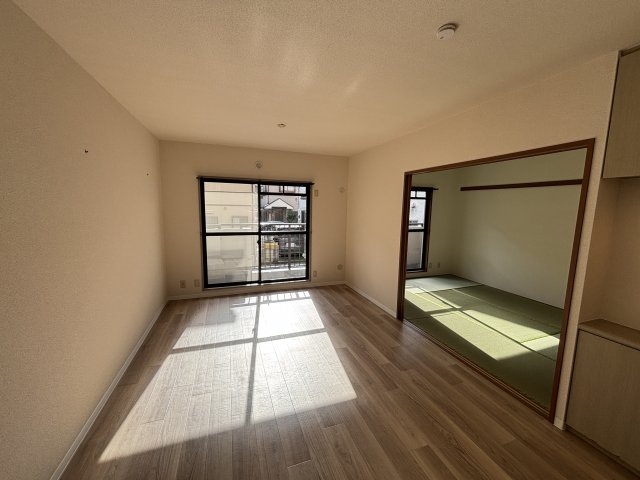 サンコート大野台0106号室 リビング