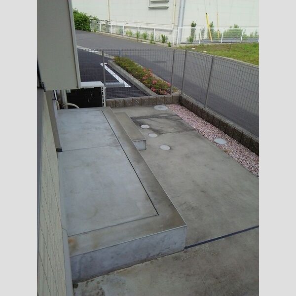 オリオンクレストABCA101号室 専用庭