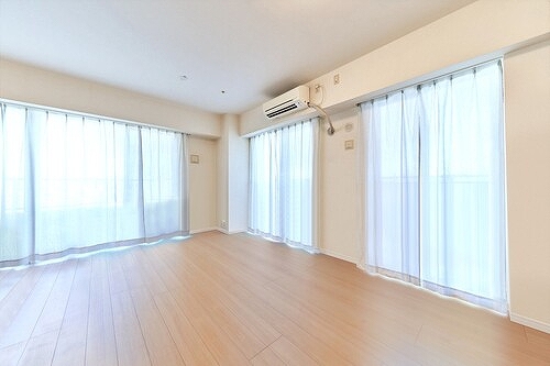 テラス東陽町ネクスタワー16階 リビング・ダイニング別角度CG家具消し※2023年12月撮影