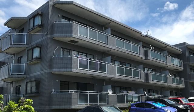 ロイヤル二俣川Ｂ棟204号室 外観