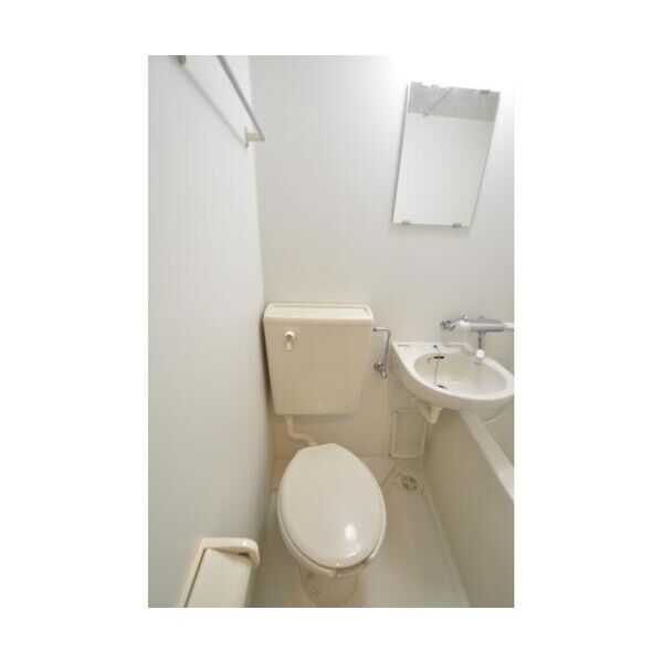 ダイヤモンドビル東日本橋第三410号室 トイレ