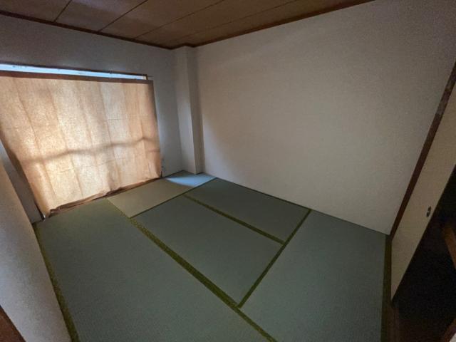 ベルノーブル406号室 和室