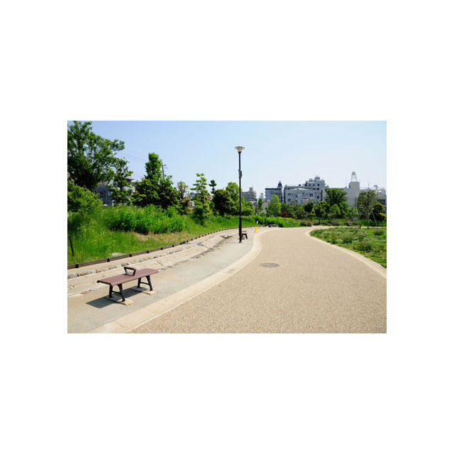 SYOU-HOUSE201号室 公園「杉並区立桃井原っぱ公園まで1081m」