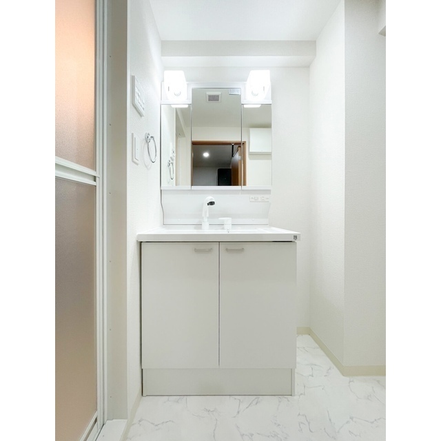 アーバハイツ六町環七北通り0702号室 内観