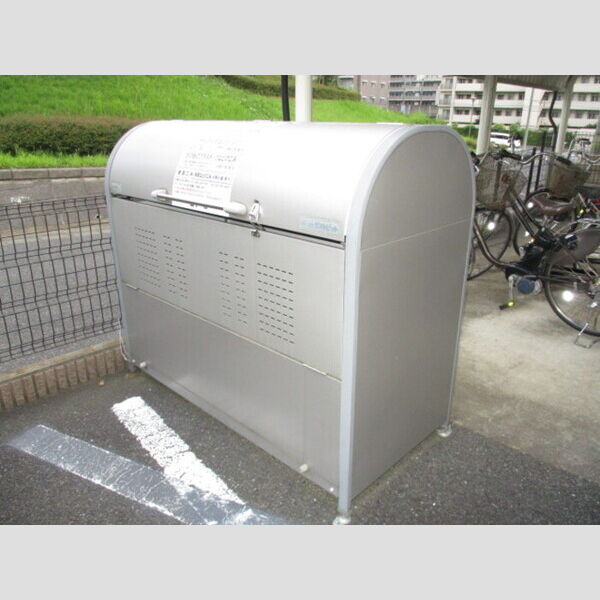 エスポワール203号室 ゴミ箱