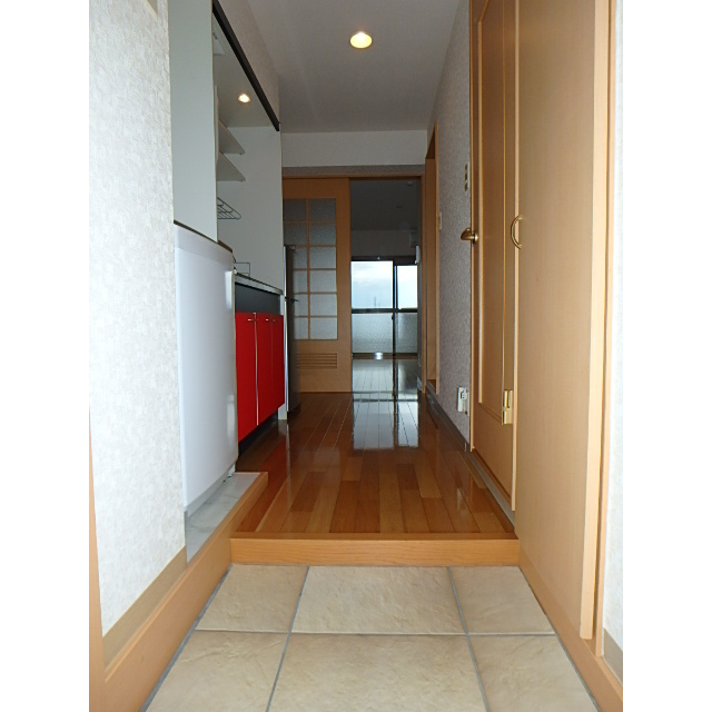 ラベーラ402号室 内観