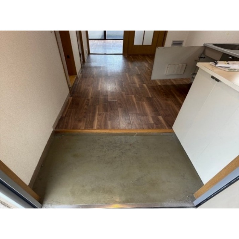 桜ハイツ ※別号室の写真となります。