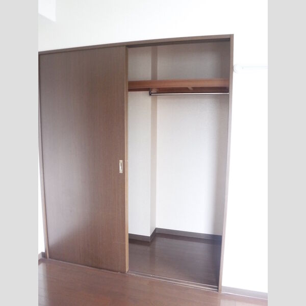 アレックス千葉寺503号室 収納