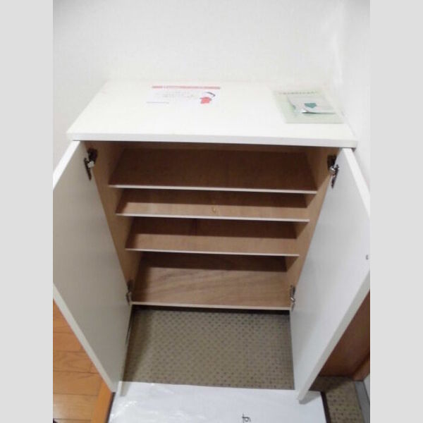 メイプルヒルズ103号室 シューズボックス