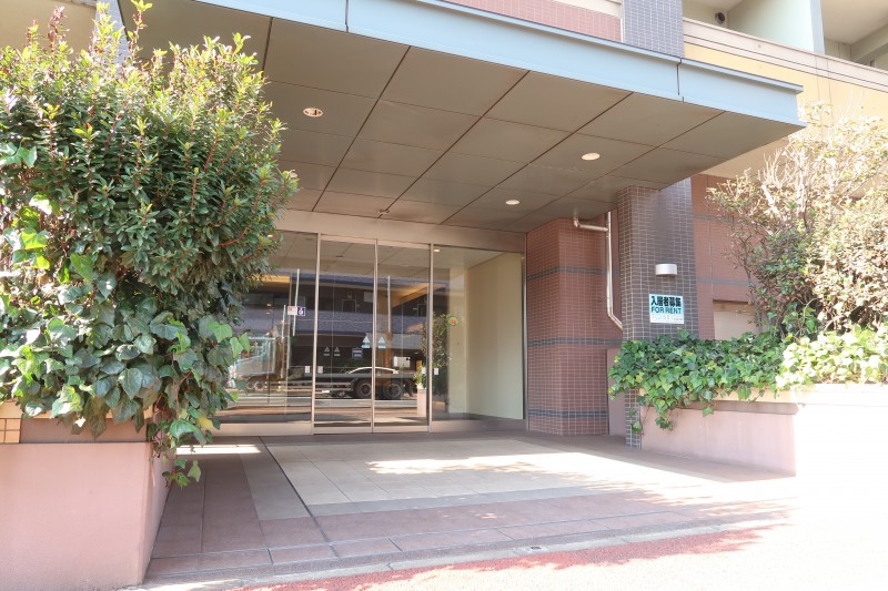 千葉ポートイースト6階 エントランス