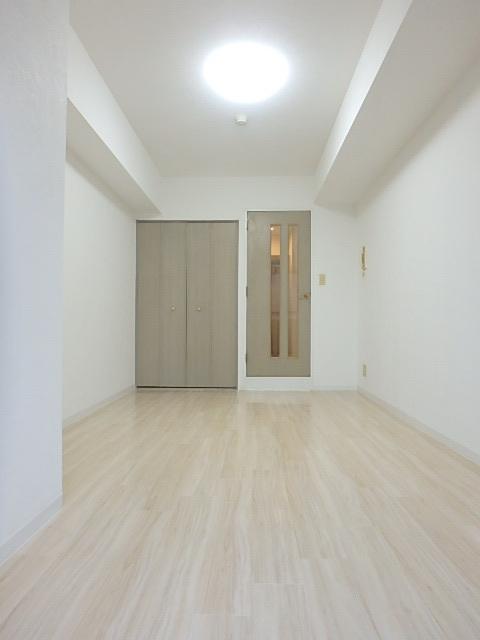 ライオンズマンション西が丘南5階 寝室