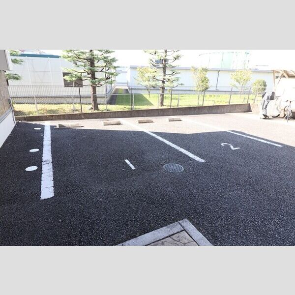 サンモール　A 駐車場