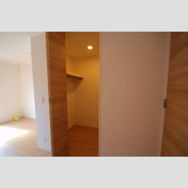 レインボー皿沼101号室 収納