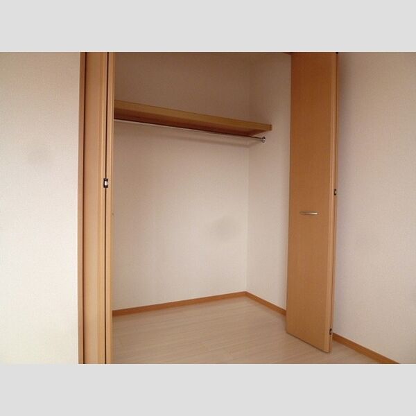 ポルク　Ⅵ クローゼット