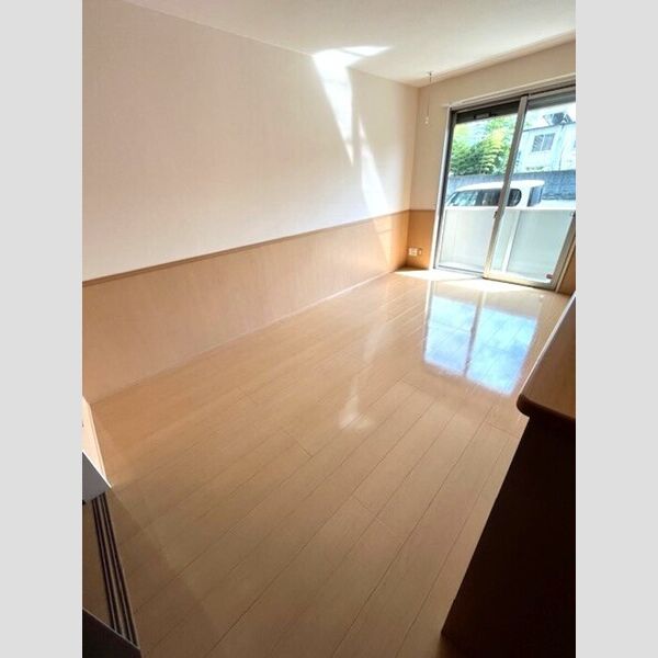 エクレール リビング