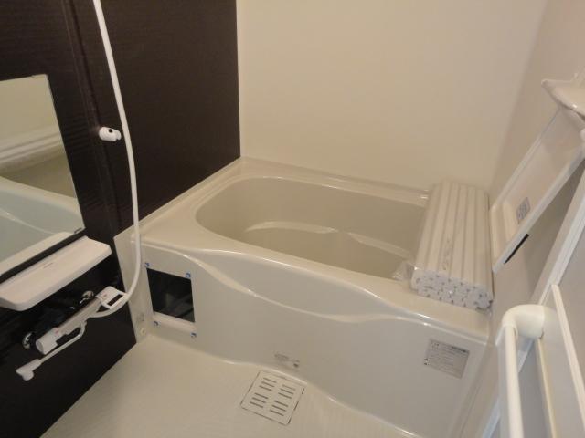 ソレイユ東大和 追焚き付バス