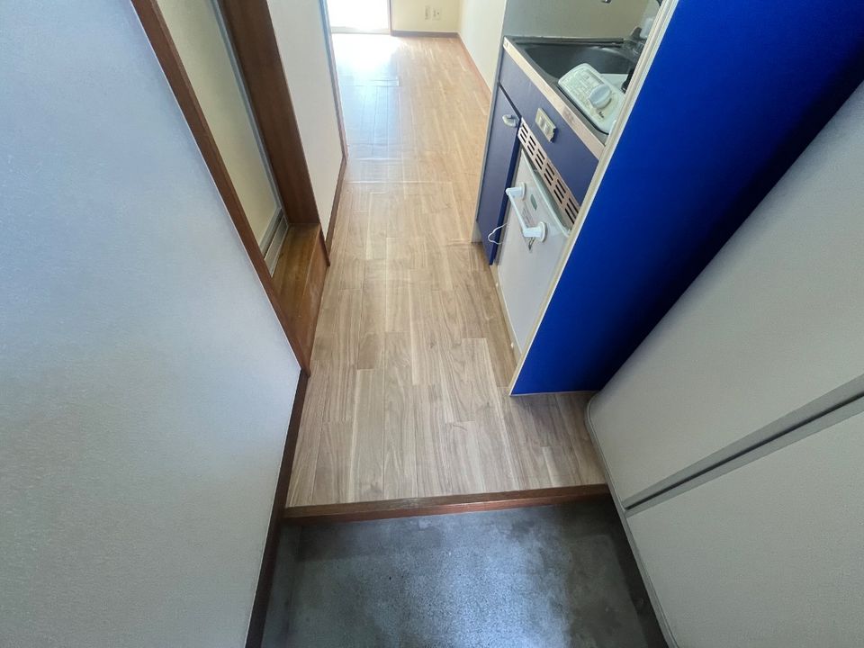 フラットソレイユ106号室 玄関