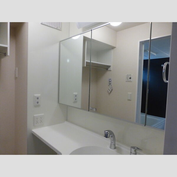 ベルジェ　Ⅳ 洗髪洗面化粧台