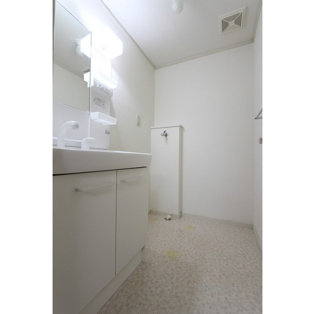 コウジィコート赤松D-3号室 内観