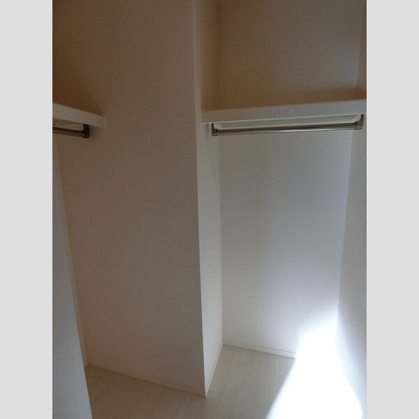 ハイアット湘南101号室 101号室　収納