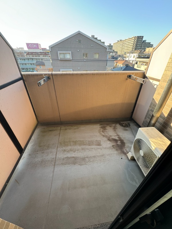 グランピーノ妙典(D-013)4階 バルコニー