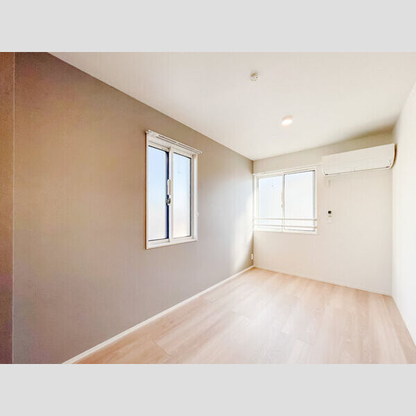 セレスティア柴又Ⅳ203号室 洋室約6.6帖