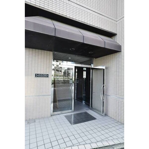 コーポサンフラワー エントランス