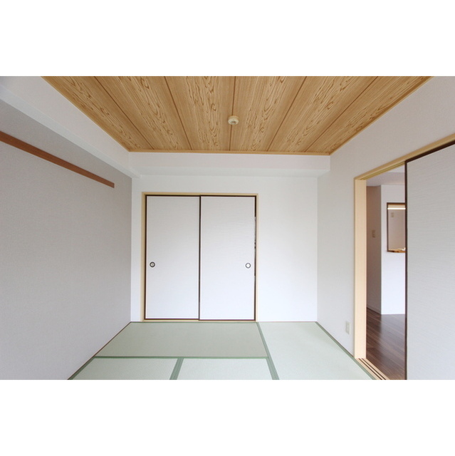 セジュール妻田105号室 内観