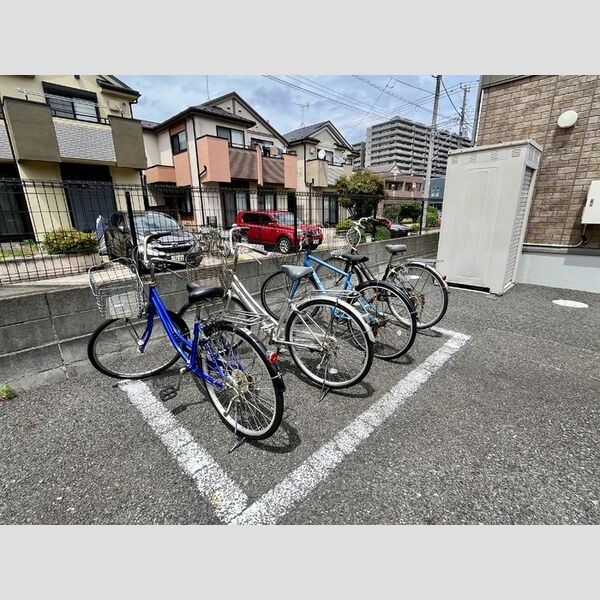 コーポ小野弐番館 駐輪場