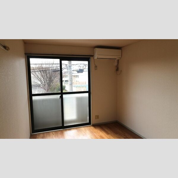 ファミールI・K202号室 洋室