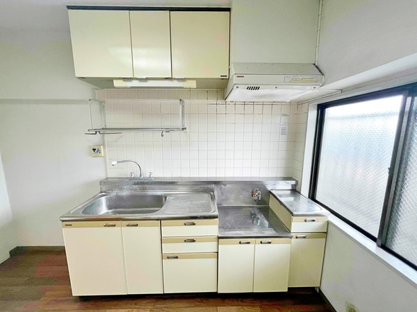 ピュアハイツ長洲 別部屋です