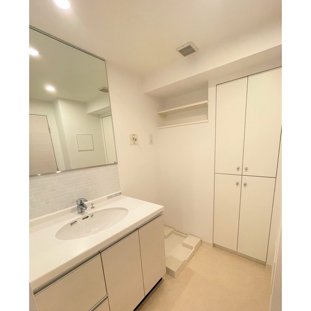 パークハビオ八丁堀707号室 同建物別部屋の参考画像