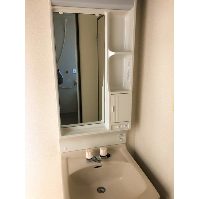 ハイツ松村202号室 内観